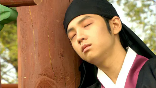 Hwangjini Episode 9