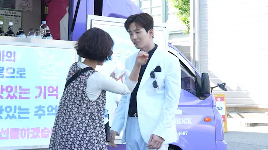 Beauty and Mr. Romantic Behind The Scenes 8