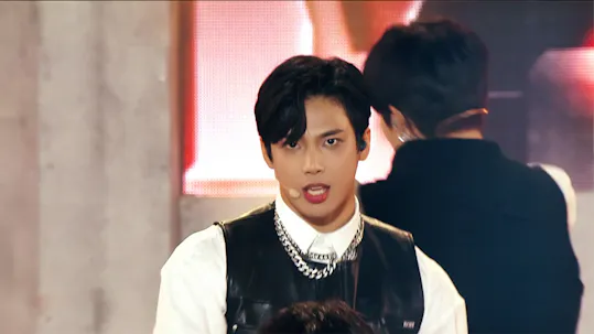 Wild Idol Episode 13