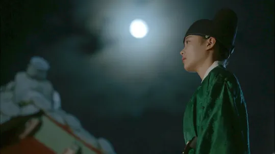 Love in the Moonlight Episode 9