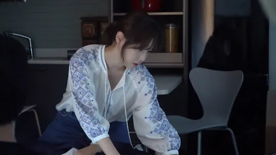 Queen of Divorce Behind The Scenes 8