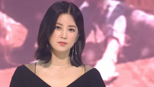 SBS Inkigayo Episode 1044