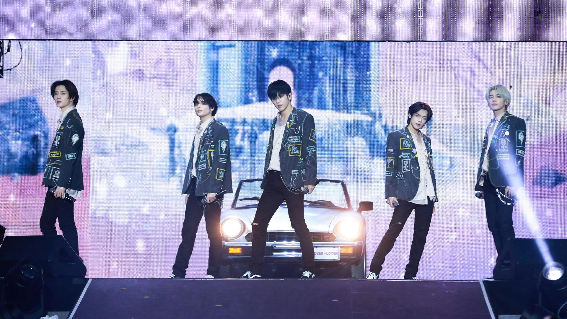 TOMORROW X TOGETHER ACT: SWEET MIRAGE in LA | Watch Korean