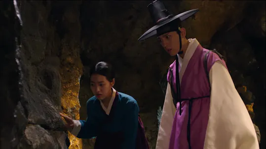 The Flower in Prison Episode 24