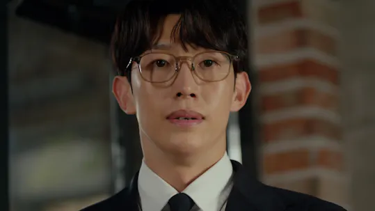 Queen of Divorce Episode 9